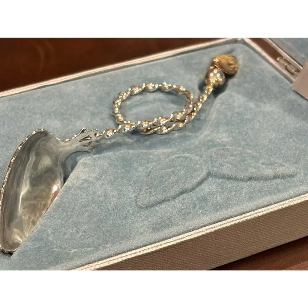 Sylvsmidja Norway 830 Silver Tea Caddy Spoon Leaf Form Twist Handle Vintage
